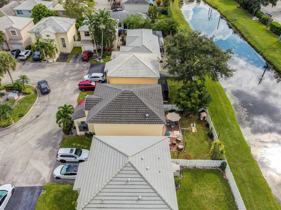 На продажу: $510,000 (3 спален, 2 ванн, 1494 Квадратных фут)