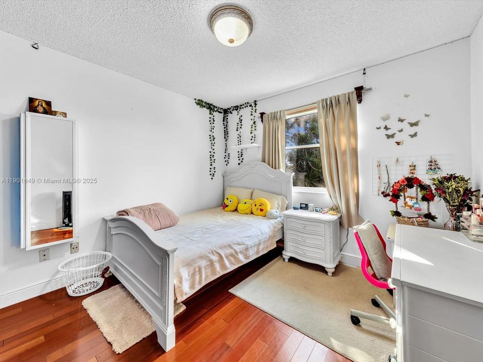 На продажу: $510,000 (3 спален, 2 ванн, 1494 Квадратных фут)