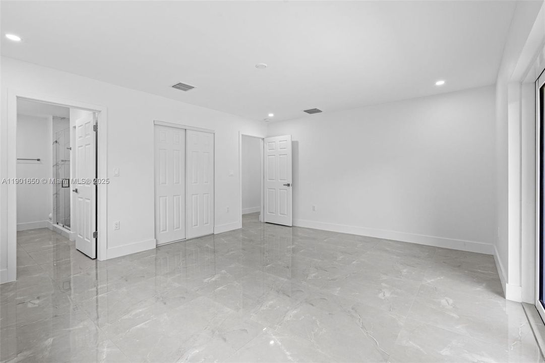 For Sale: $1,499,000 (3 beds, 3 baths, 2202 Square Feet)