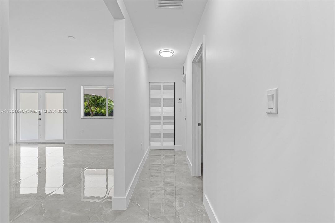 For Sale: $1,499,000 (3 beds, 3 baths, 2202 Square Feet)