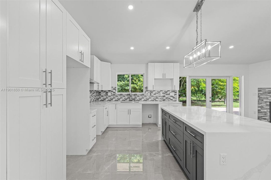 For Sale: $1,499,000 (3 beds, 3 baths, 2202 Square Feet)