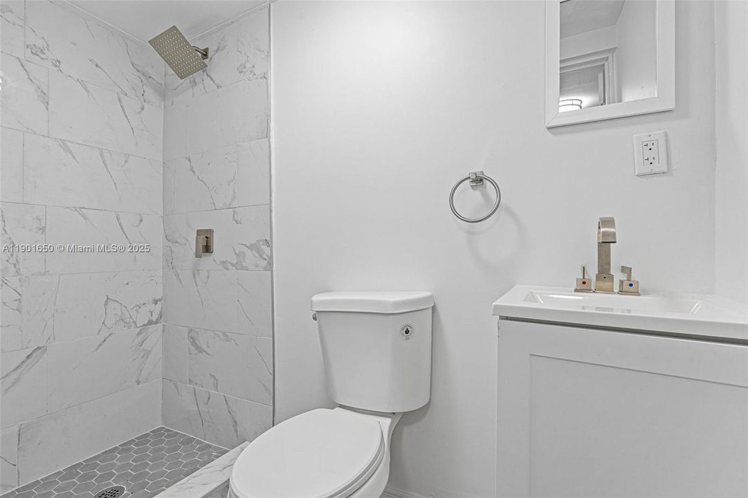 For Sale: $1,499,000 (3 beds, 3 baths, 2202 Square Feet)