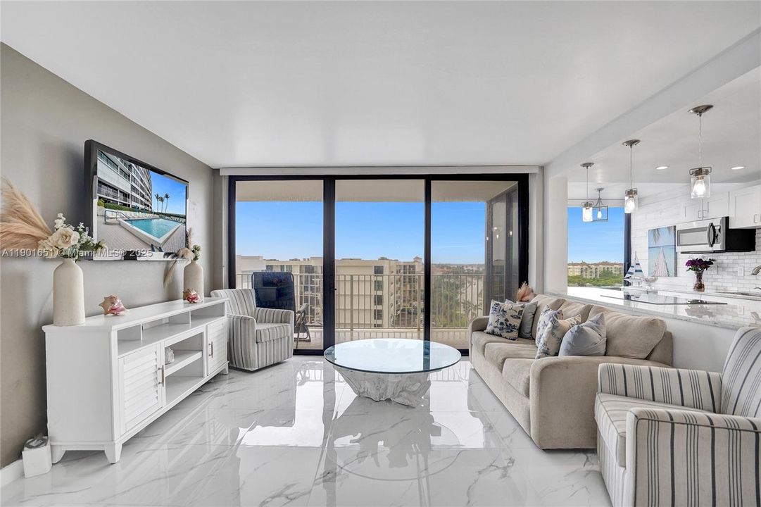 En Venta: $565,000 (2 camas, 2 baños, 1417 Pies cuadrados)