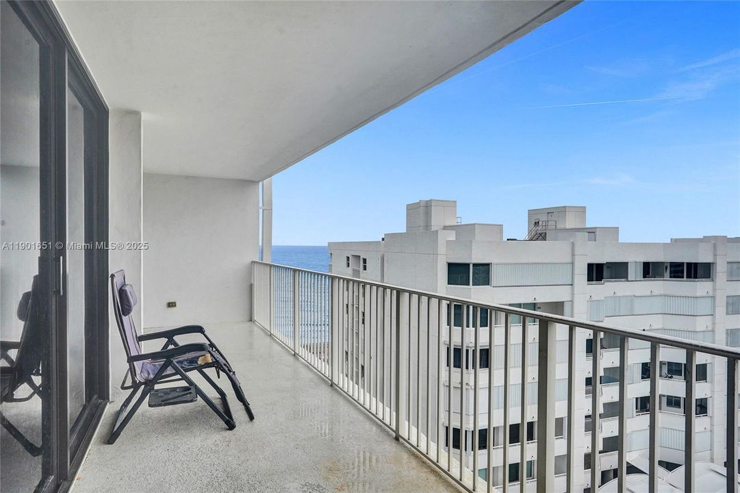 En Venta: $565,000 (2 camas, 2 baños, 1417 Pies cuadrados)