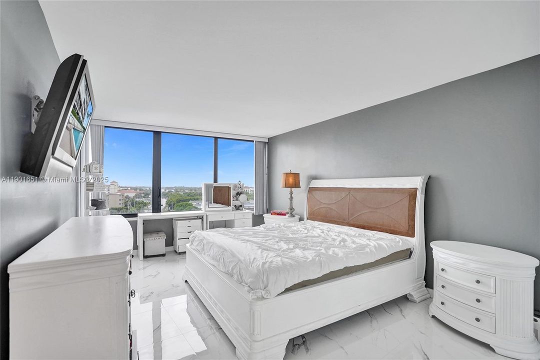 En Venta: $565,000 (2 camas, 2 baños, 1417 Pies cuadrados)