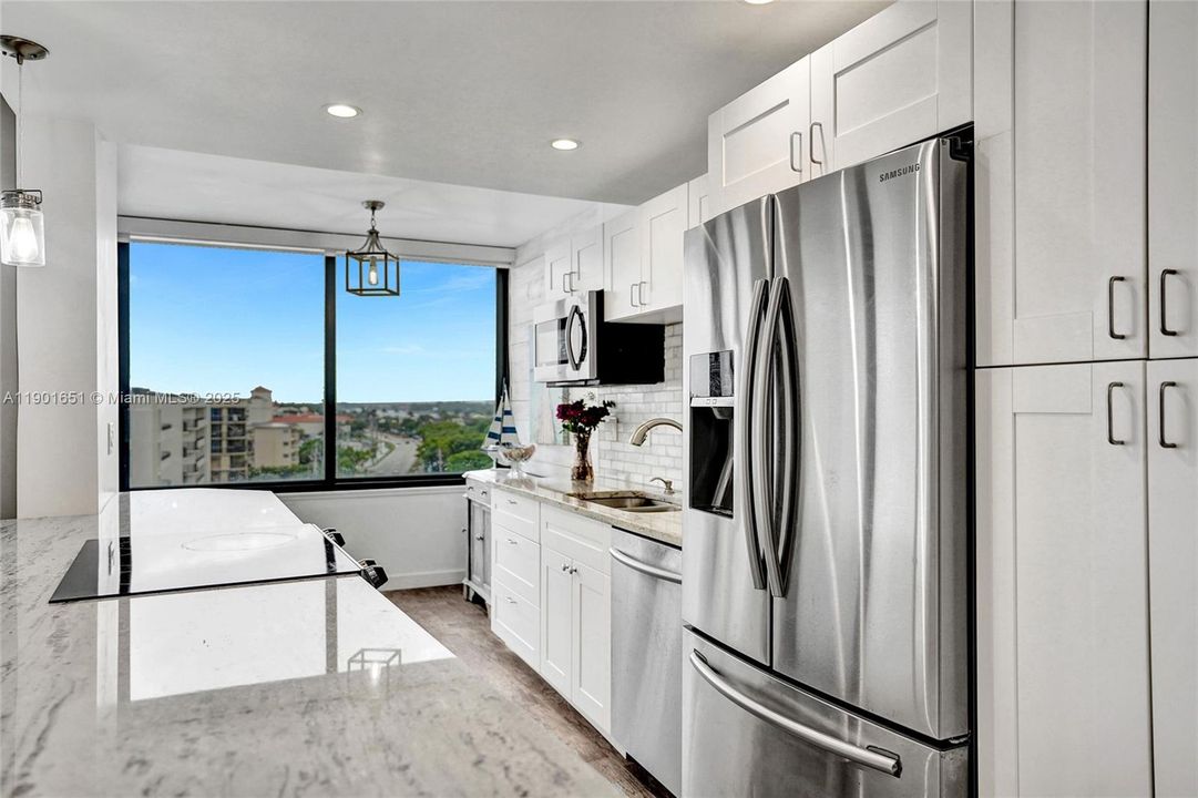 En Venta: $565,000 (2 camas, 2 baños, 1417 Pies cuadrados)