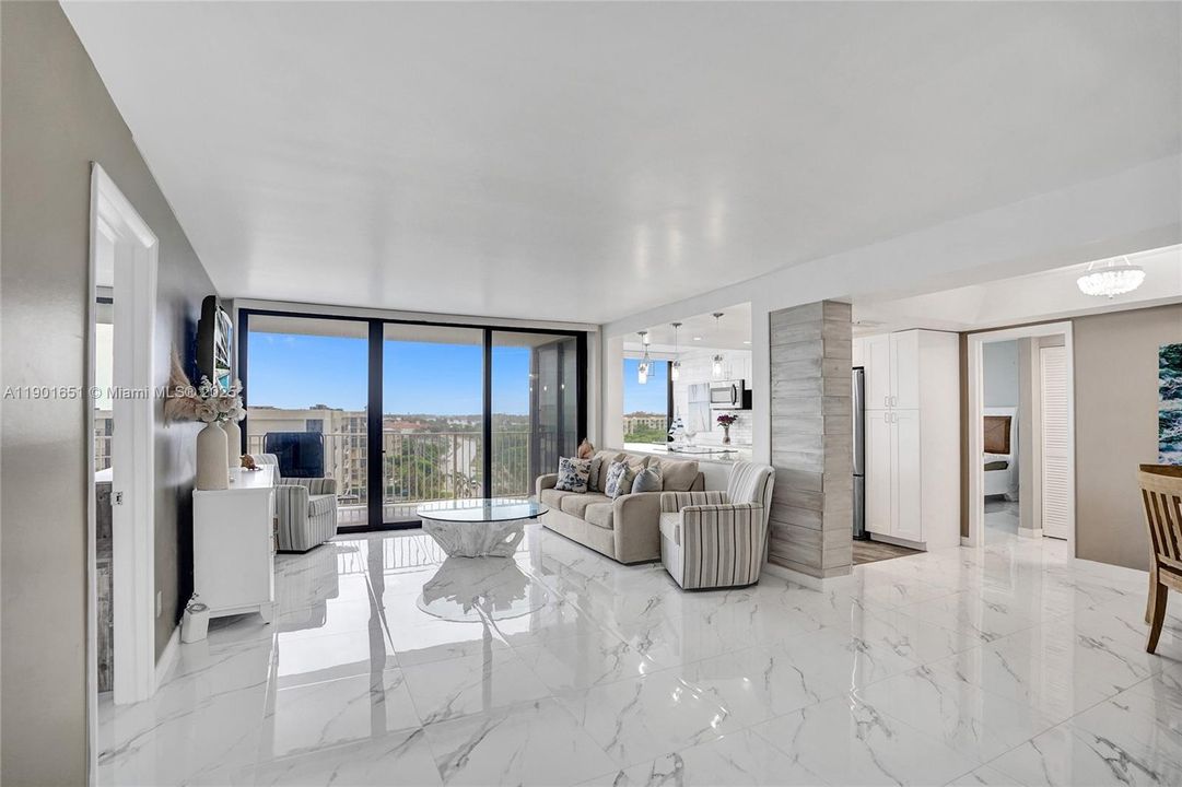 En Venta: $565,000 (2 camas, 2 baños, 1417 Pies cuadrados)