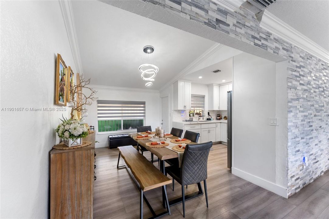 For Rent: $3,500 (2 beds, 2 baths, 2107 Square Feet)