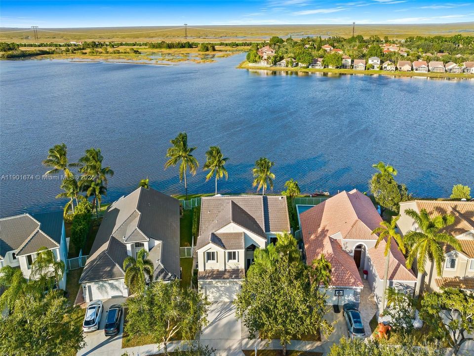 For Sale: $1,149,900 (5 beds, 3 baths, 2669 Square Feet)