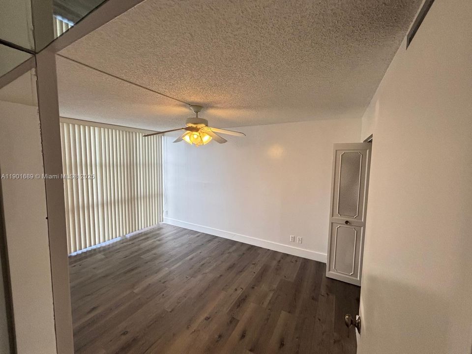 For Rent: $1,850 (1 beds, 1 baths, 767 Square Feet)