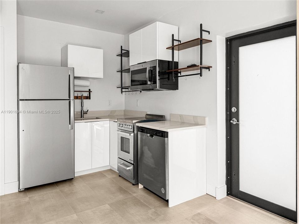 最近租的: $1,500 (1 贝兹, 1 浴室, 0 平方英尺)