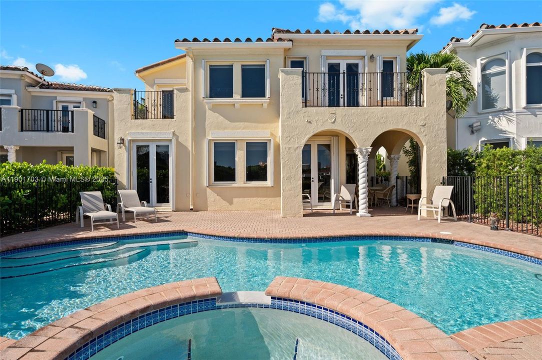 Active With Contract: $2,150,000 (4 beds, 4 baths, 3330 Square Feet)