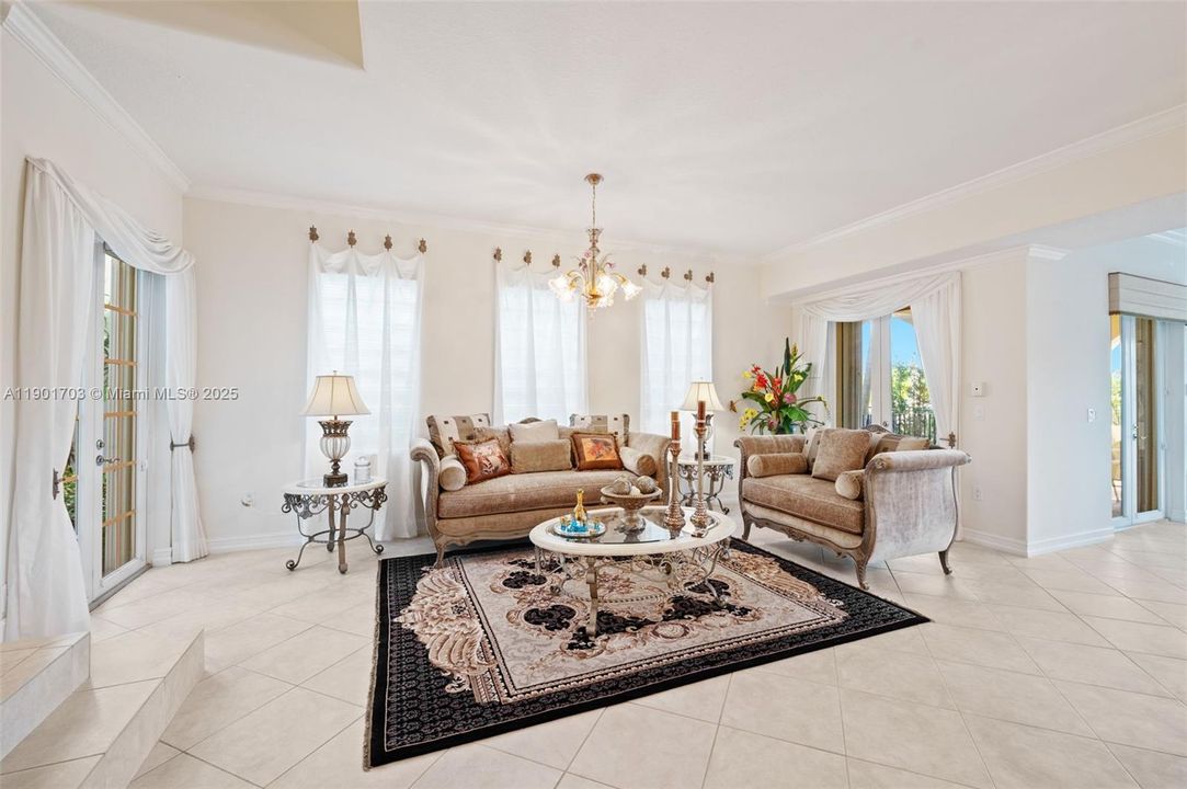 Active With Contract: $2,150,000 (4 beds, 4 baths, 3330 Square Feet)