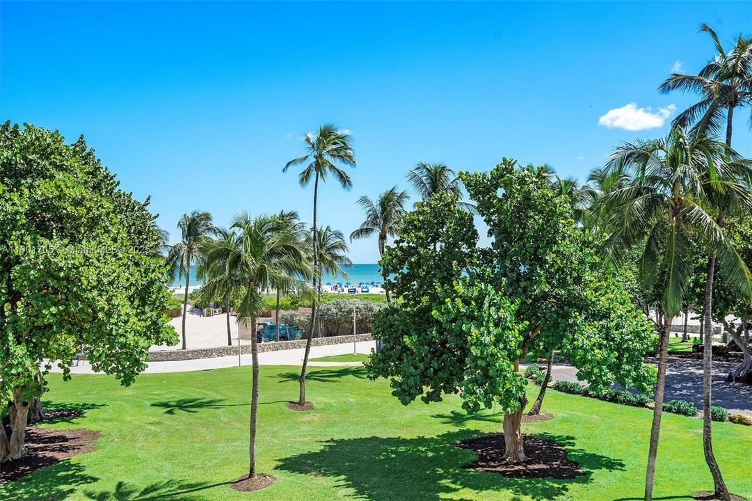 For Sale: $550,000 (0 beds, 1 baths, 594 Square Feet)