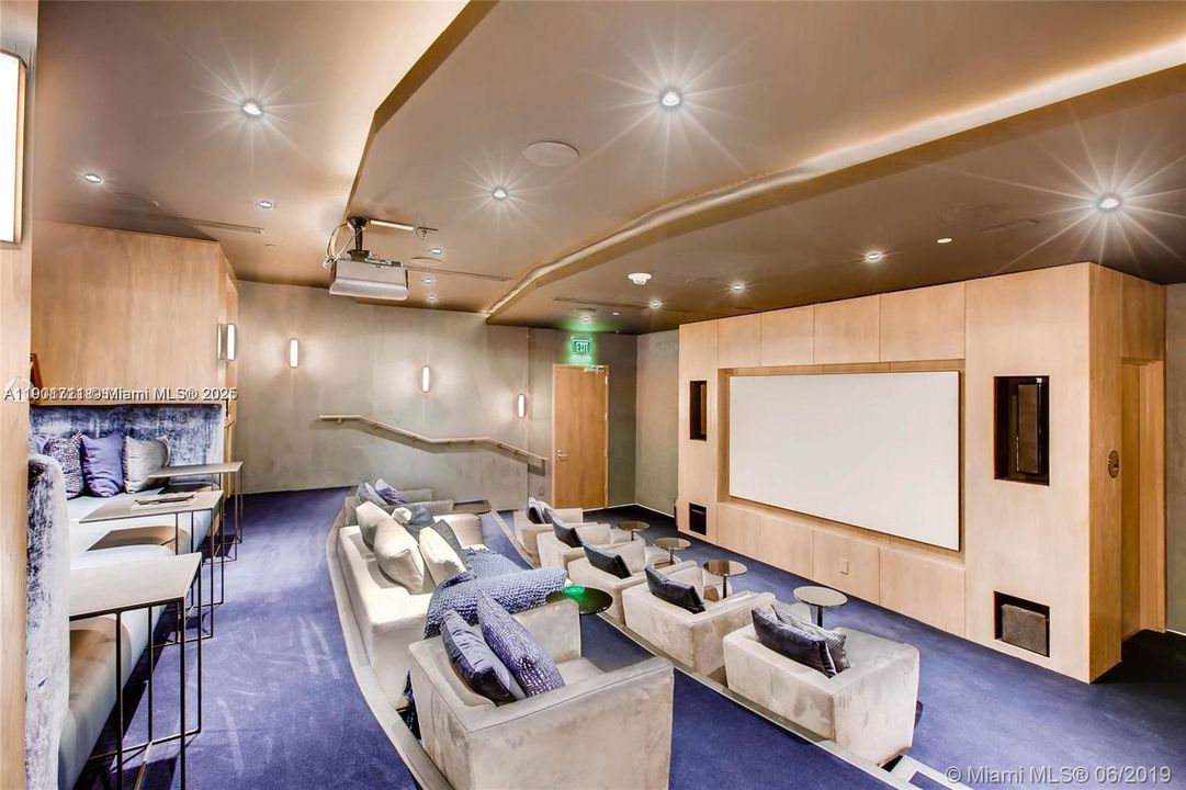 Recently Rented: $6,200 (2 beds, 3 baths, 1151 Square Feet)