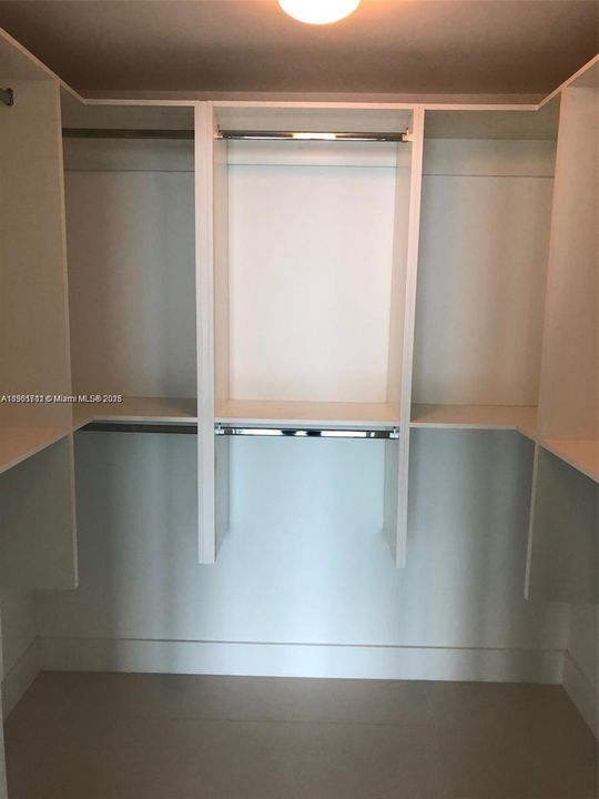 Recently Rented: $6,200 (2 beds, 3 baths, 1151 Square Feet)