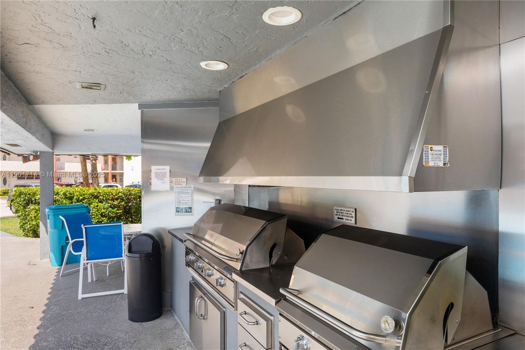 For Sale: $117,921 (1 beds, 1 baths, 800 Square Feet)