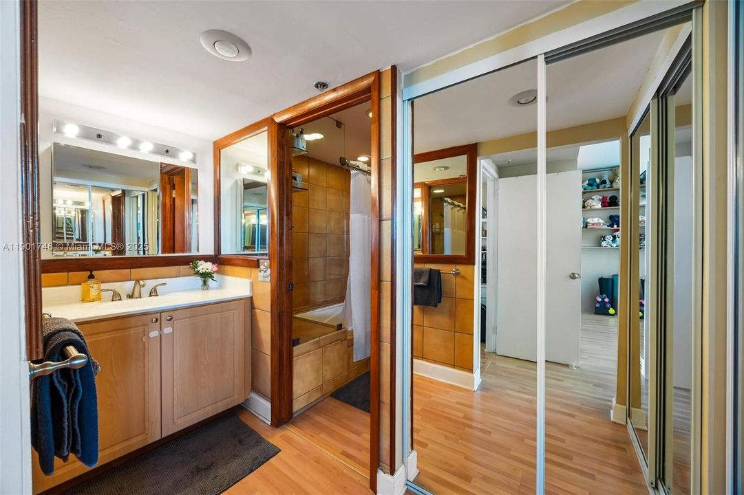 En suite bathroom for bedroom 2