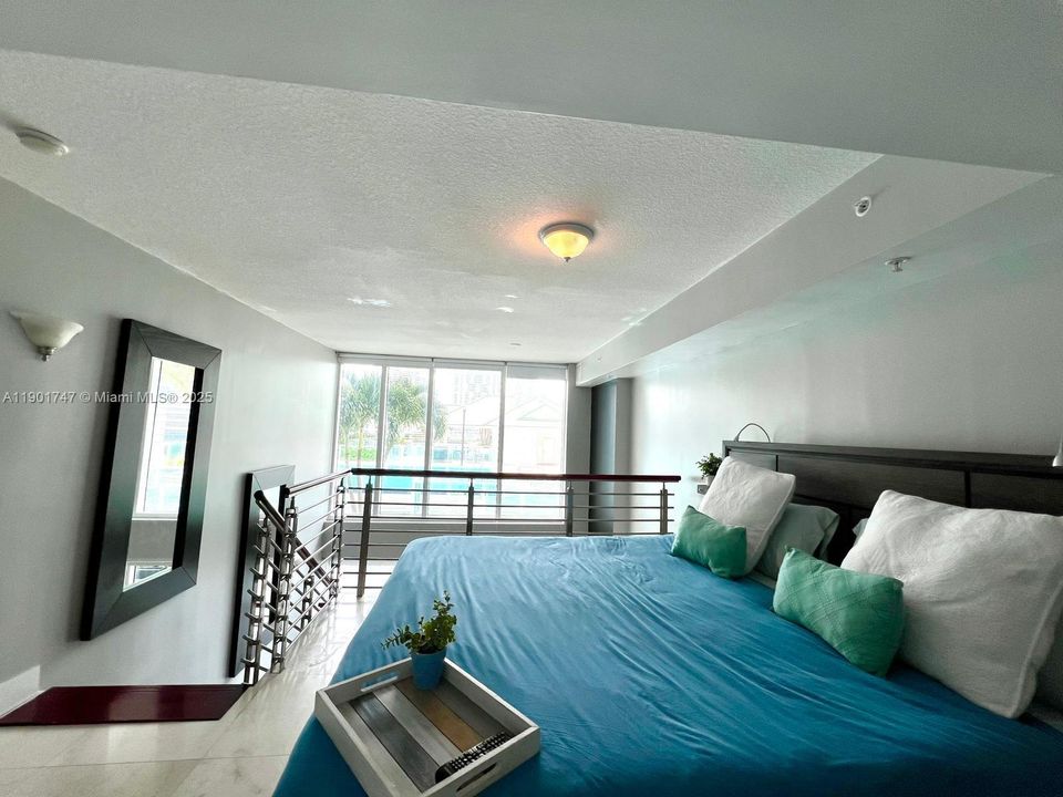 Recently Rented: $3,249 (1 beds, 1 baths, 981 Square Feet)