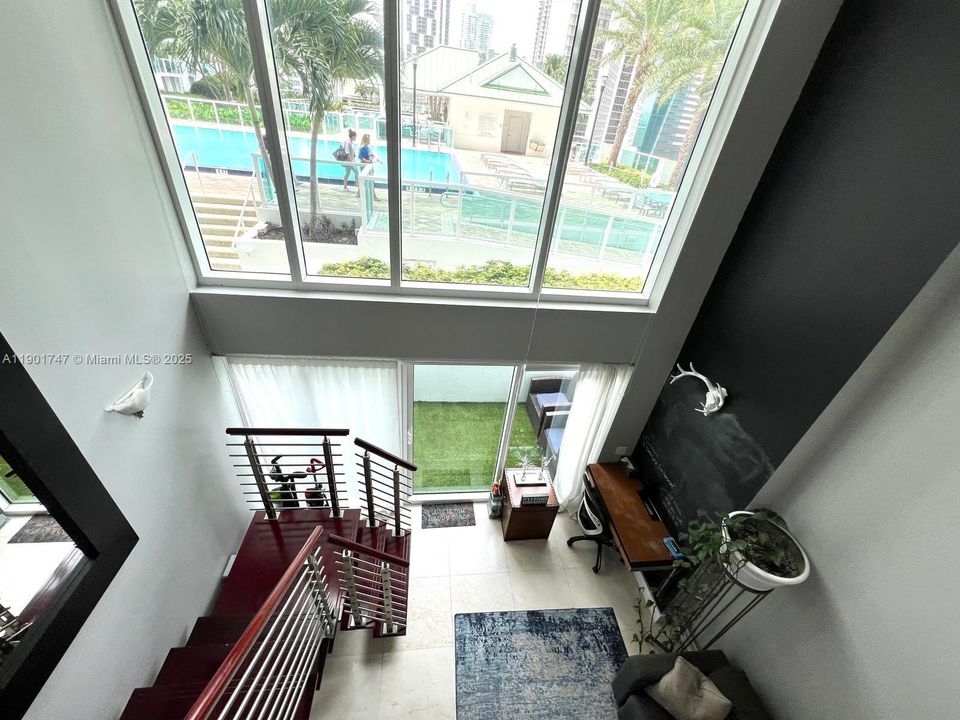 Recently Rented: $3,249 (1 beds, 1 baths, 981 Square Feet)