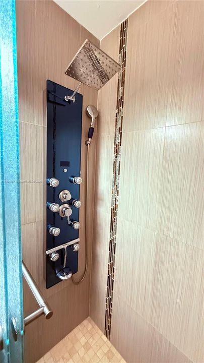 На продажу: $599,000 (3 спален, 2 ванн, 1666 Квадратных фут)