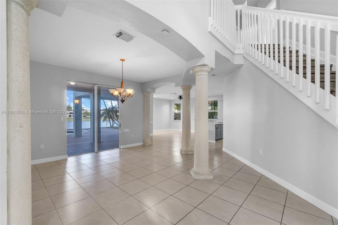 For Rent: $4,600 (4 beds, 3 baths, 2481 Square Feet)