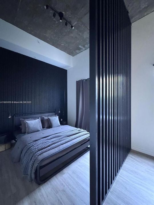 Recently Rented: $1,950 (0 beds, 1 baths, 0 Square Feet)