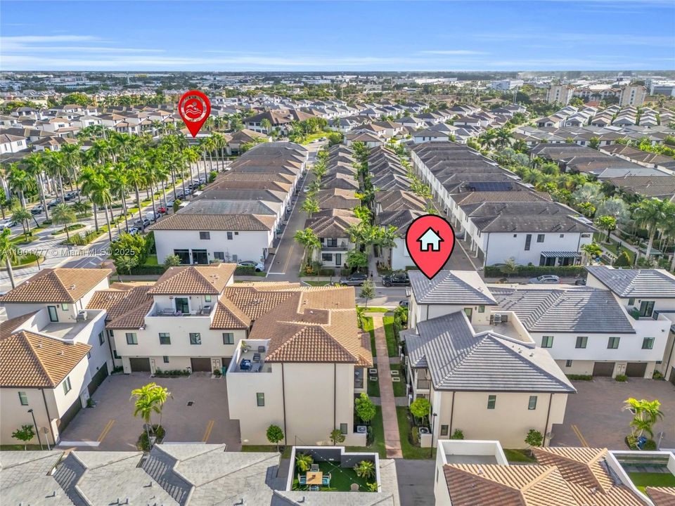 Active With Contract: $968,000 (3 beds, 3 baths, 2366 Square Feet)