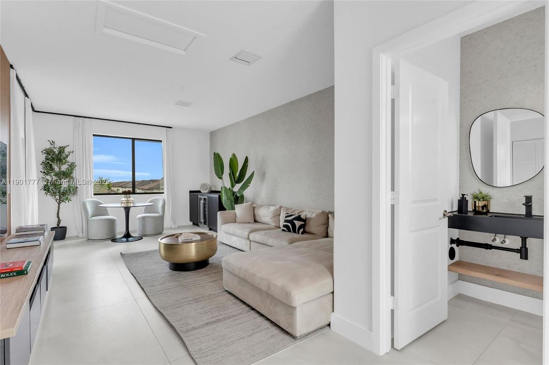 Active With Contract: $968,000 (3 beds, 3 baths, 2366 Square Feet)