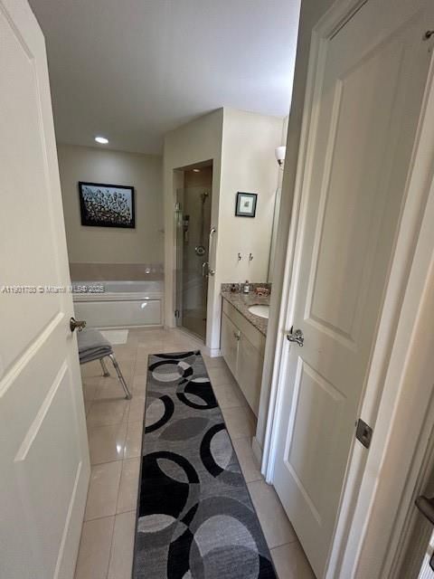 Activo con contrato: $3,600 (1 camas, 1 baños, 1140 Pies cuadrados)