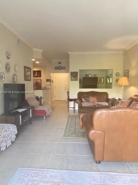 Activo con contrato: $3,600 (1 camas, 1 baños, 1140 Pies cuadrados)