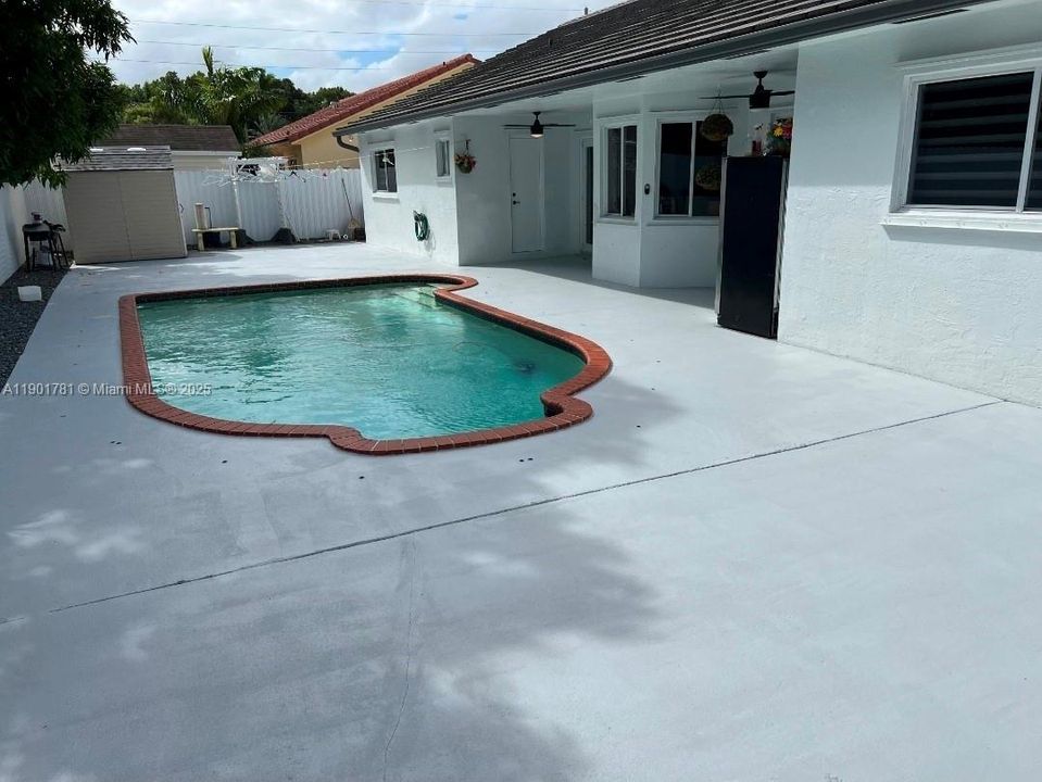 For Sale: $779,000 (4 beds, 2 baths, 1943 Square Feet)