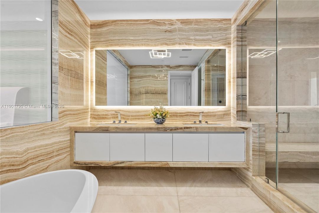 For Sale: $7,500,000 (4 beds, 5 baths, 2987 Square Feet)