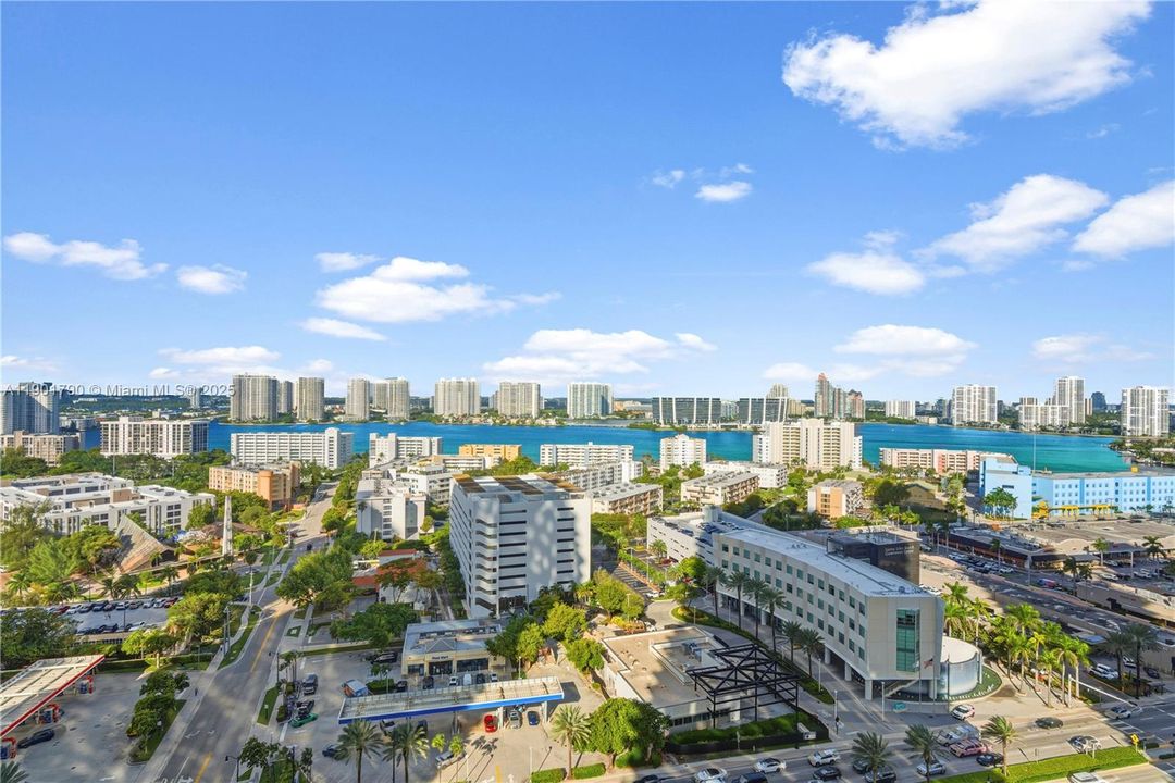 For Sale: $7,500,000 (4 beds, 5 baths, 2987 Square Feet)