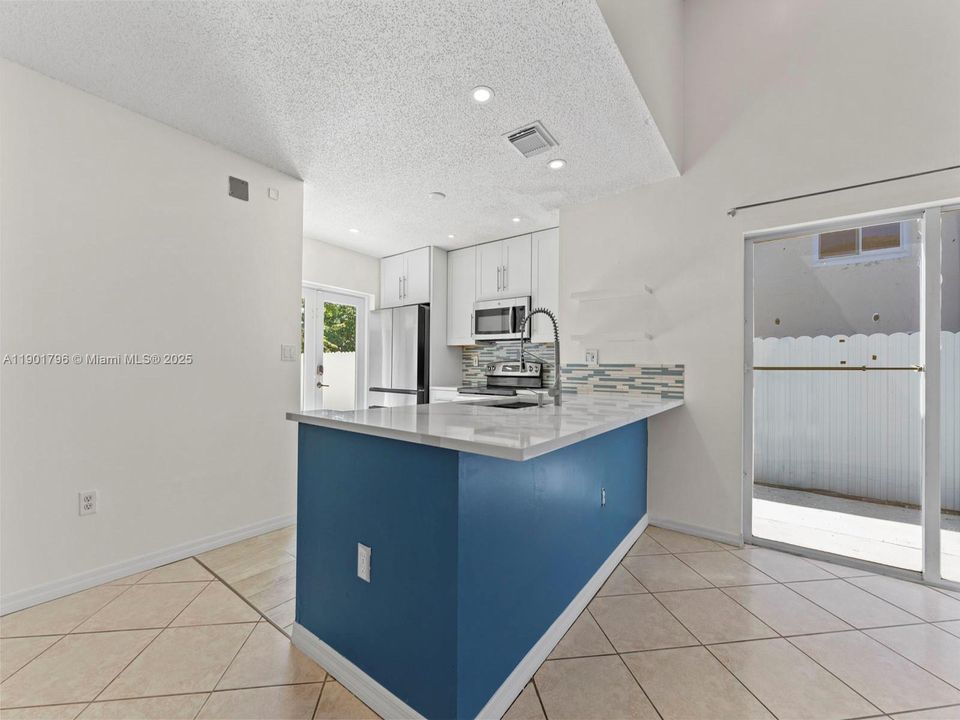 For Sale: $614,900 (3 beds, 2 baths, 1241 Square Feet)