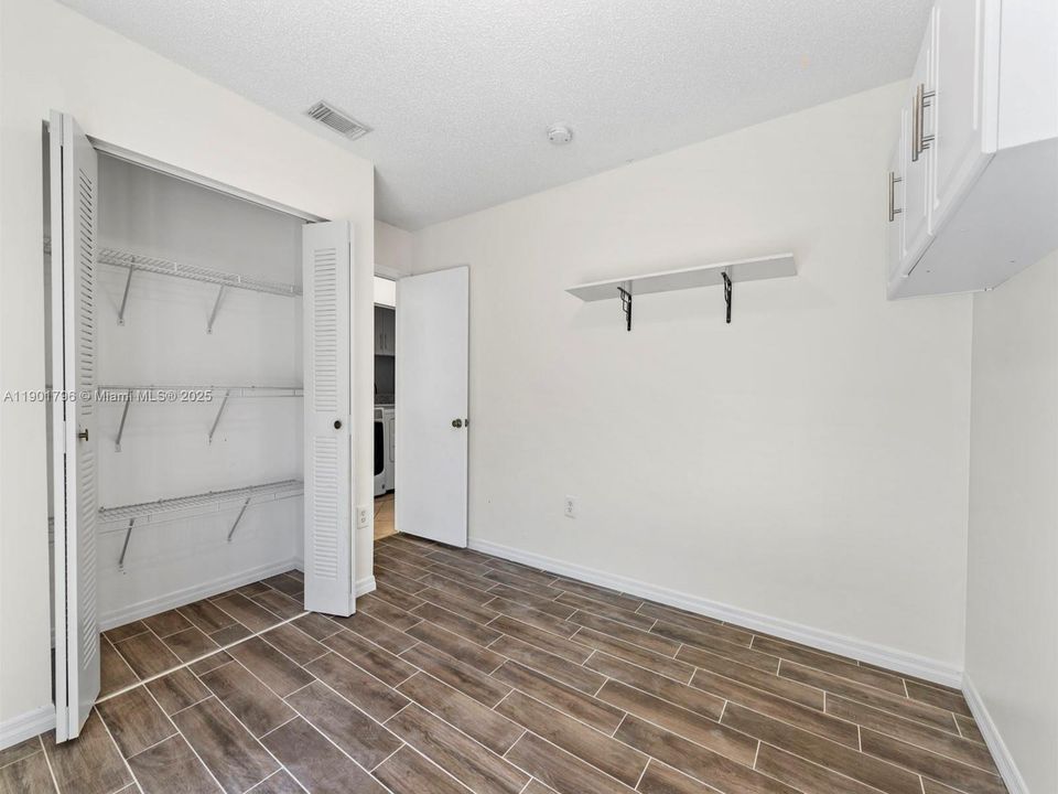 For Sale: $614,900 (3 beds, 2 baths, 1241 Square Feet)