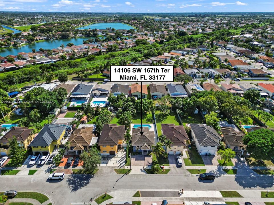 For Sale: $614,900 (3 beds, 2 baths, 1241 Square Feet)