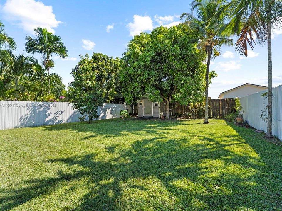 For Sale: $614,900 (3 beds, 2 baths, 1241 Square Feet)