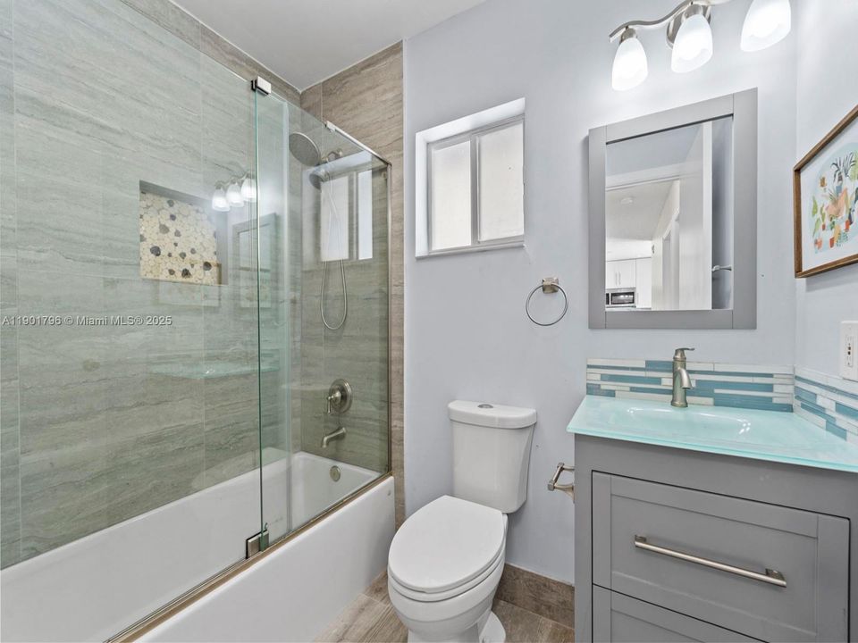 For Sale: $614,900 (3 beds, 2 baths, 1241 Square Feet)