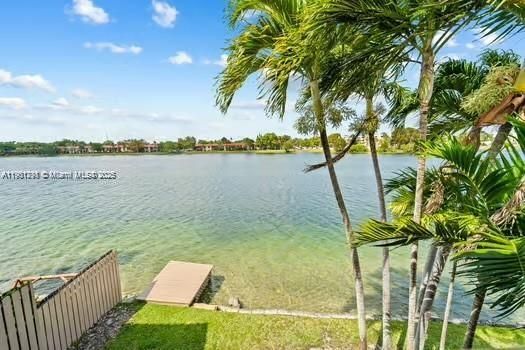 Recently Rented: $3,875 (3 beds, 2 baths, 2080 Square Feet)