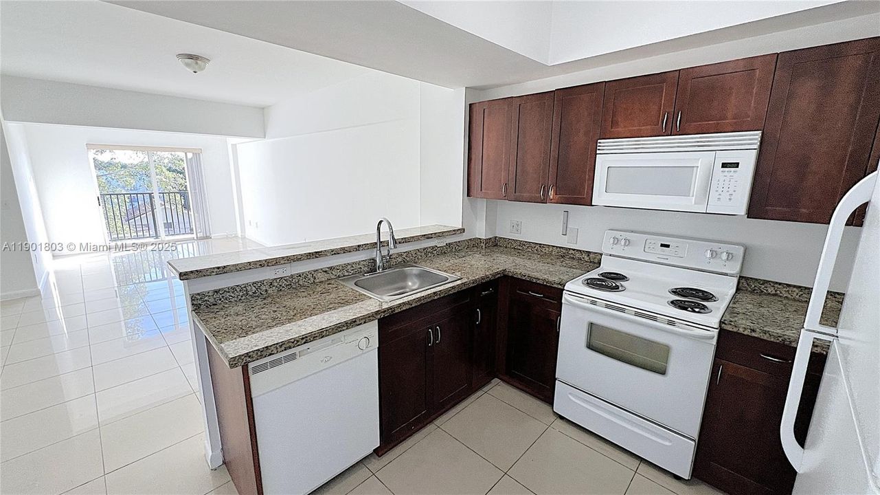 Недавно арендовано: $1,950 (1 спален, 2 ванн, 0 Квадратных фут)