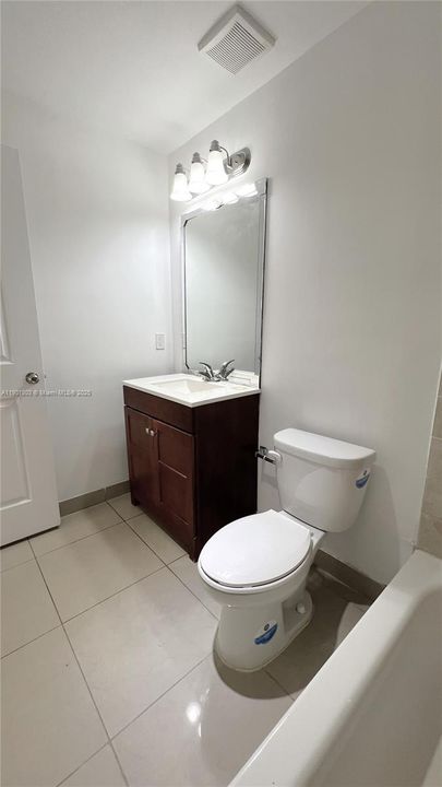 Недавно арендовано: $1,950 (1 спален, 2 ванн, 0 Квадратных фут)