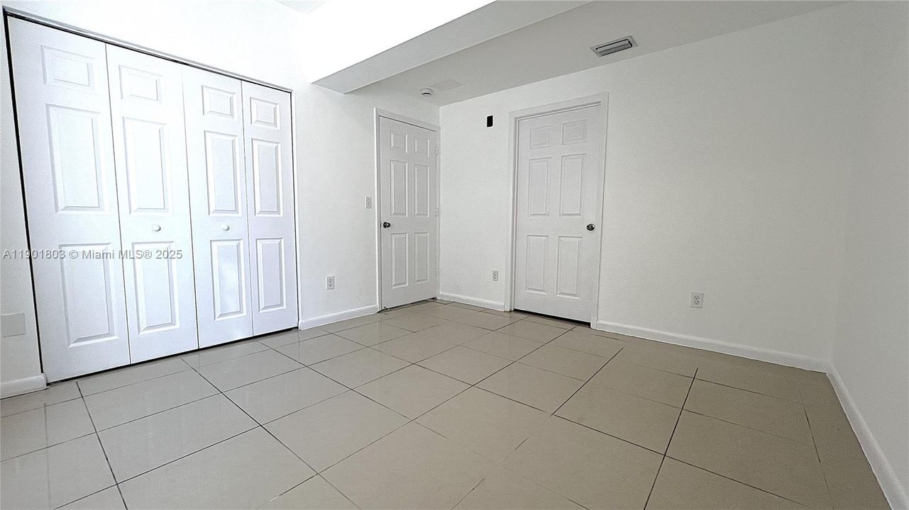 Недавно арендовано: $1,950 (1 спален, 2 ванн, 0 Квадратных фут)