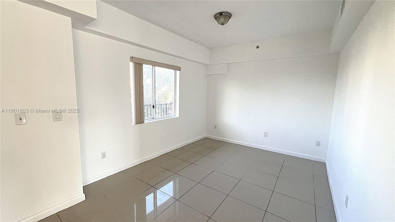 Недавно арендовано: $1,950 (1 спален, 2 ванн, 0 Квадратных фут)