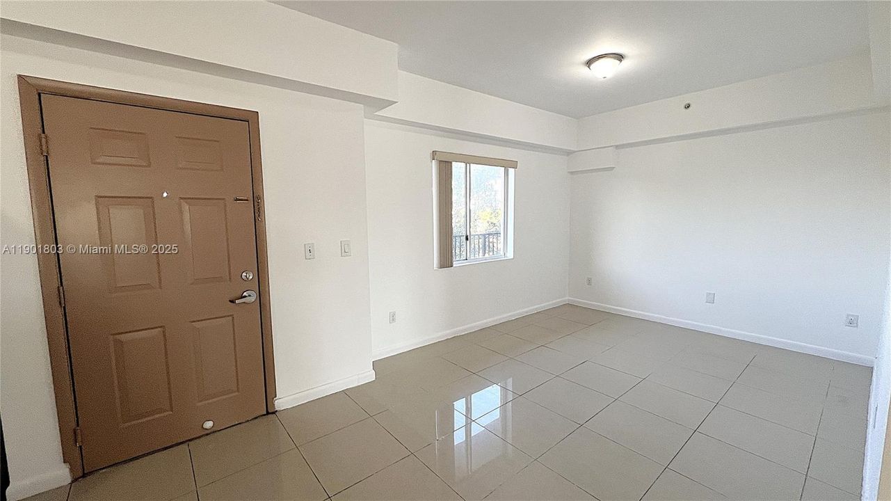 Недавно арендовано: $1,950 (1 спален, 2 ванн, 0 Квадратных фут)