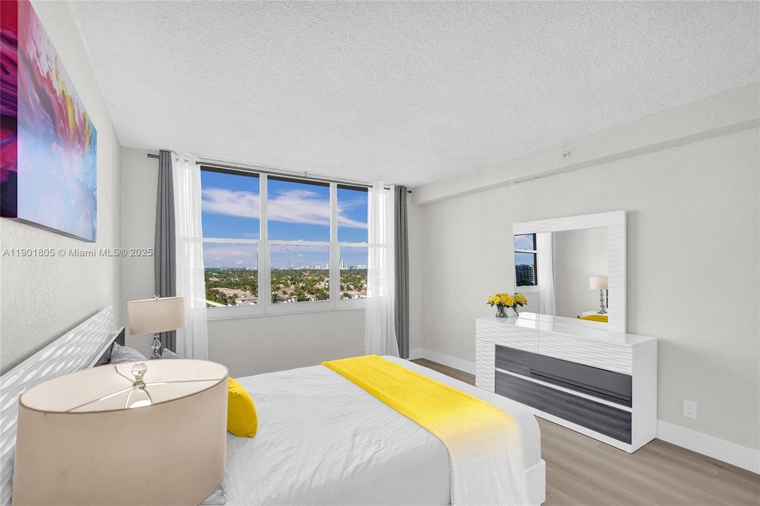 For Rent: $3,600 (1 beds, 1 baths, 835 Square Feet)