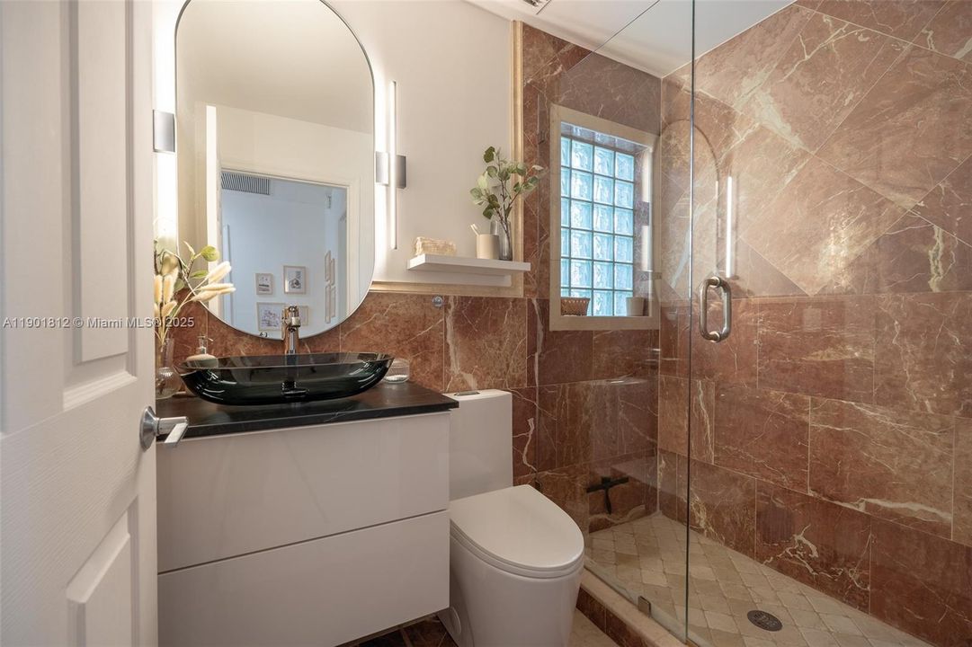 For Rent: $6,850 (4 beds, 3 baths, 2213 Square Feet)