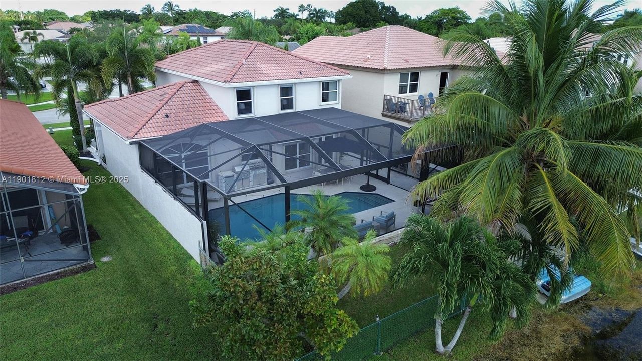 For Rent: $6,850 (4 beds, 3 baths, 2213 Square Feet)