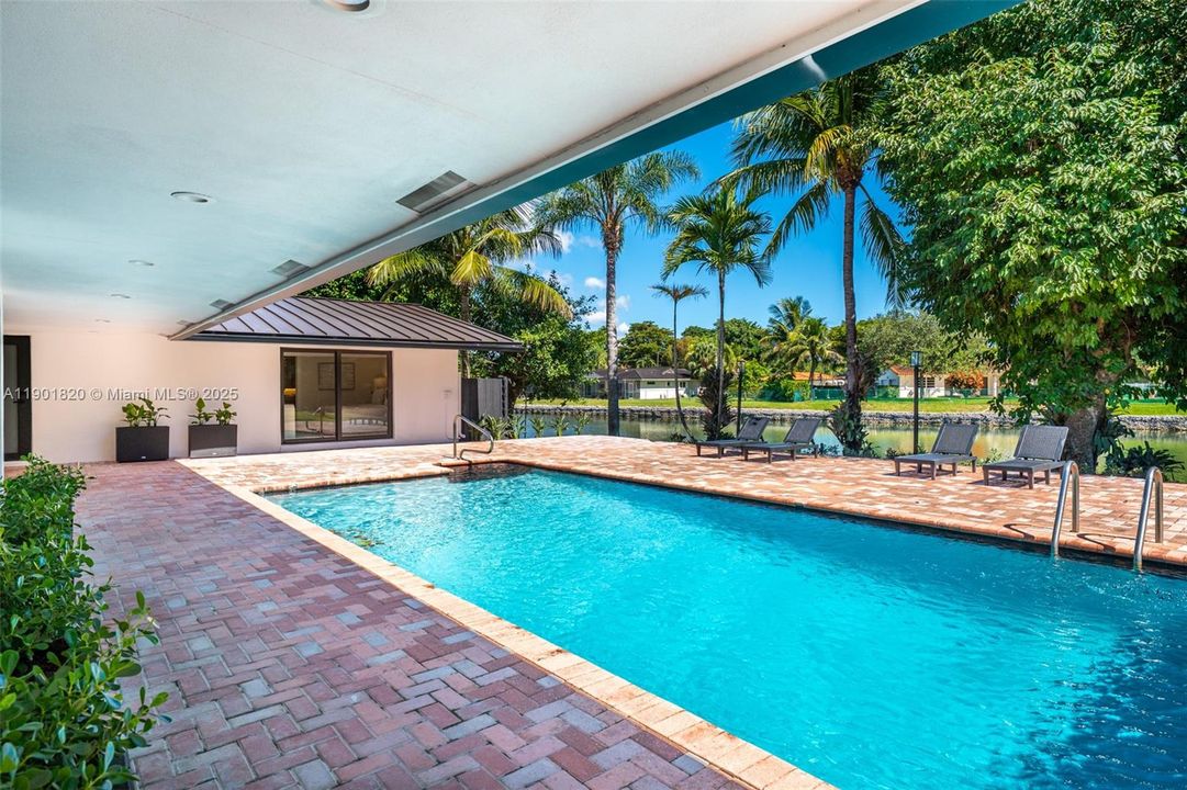 待售: $2,900,000 (5 贝兹, 3 浴室, 2488 平方英尺)