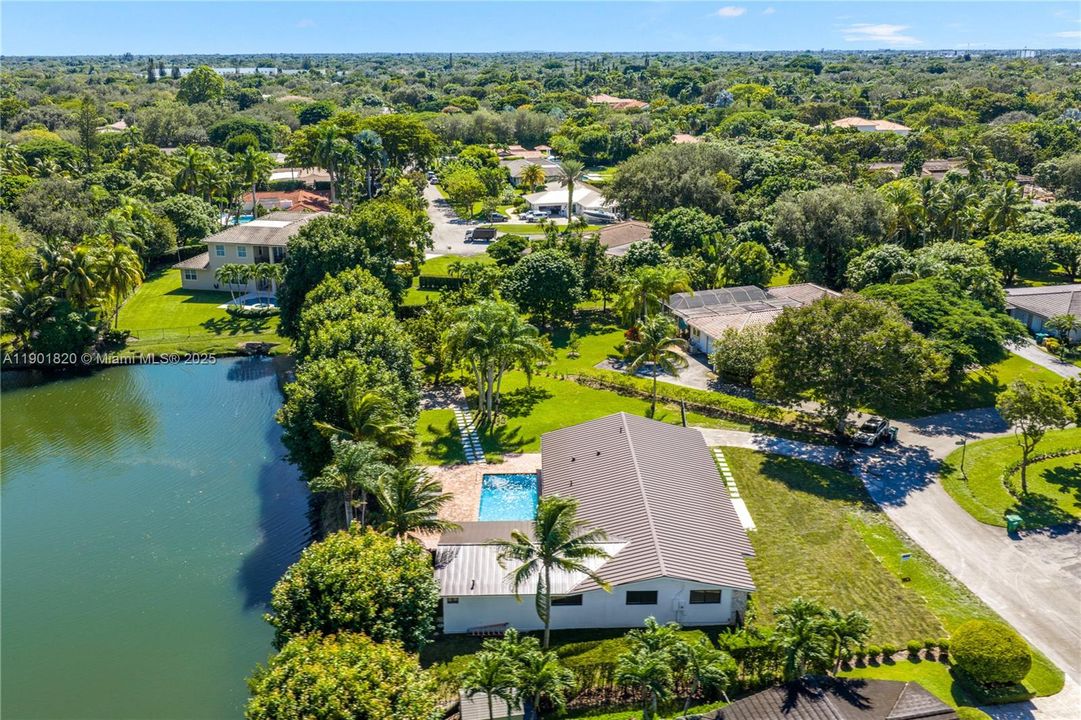 待售: $2,900,000 (5 贝兹, 3 浴室, 2488 平方英尺)